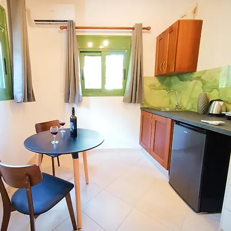 Okeanis & Adults Only Appartement
