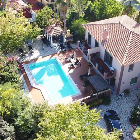 Okeanis & Adults Only * Katelios