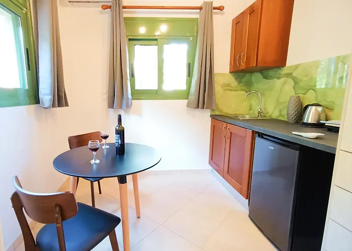 Okeanis & Adults Only Apartment