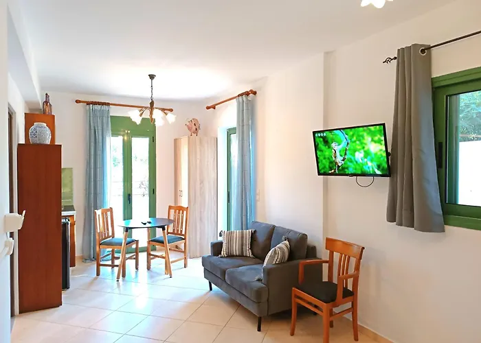 Okeanis & Adults Only * Katelios