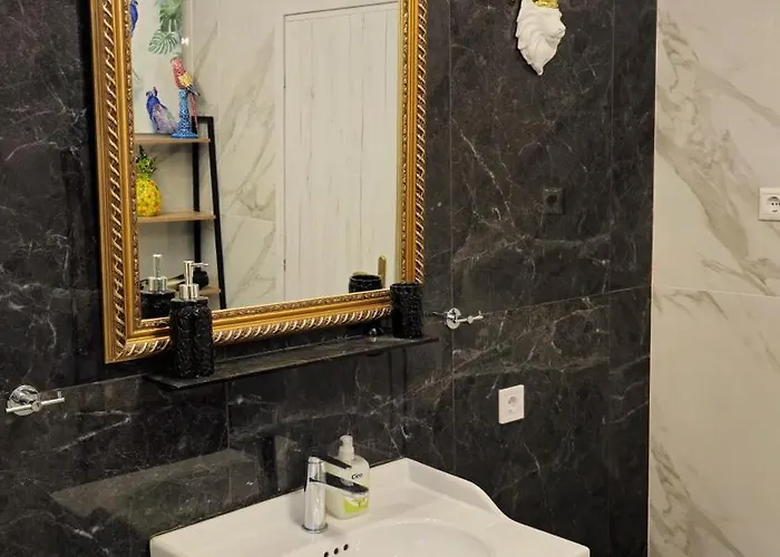 Okeanis & Adults Only Apartment *